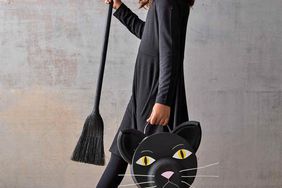 black cat treat bag for Halloween