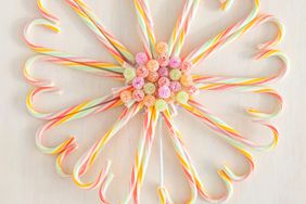 candy-cane-tree-topper-flatlay-1117_0