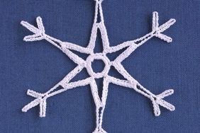 basic crocheted snowflake