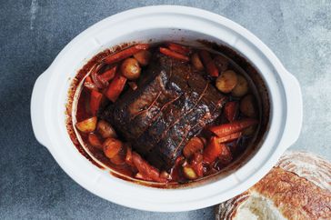 One-pot slow cooker pot roast in crockpot