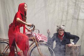 red-riding-hood-costume-0814_vert