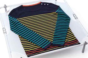sweater2.jpg (skyword:288234)